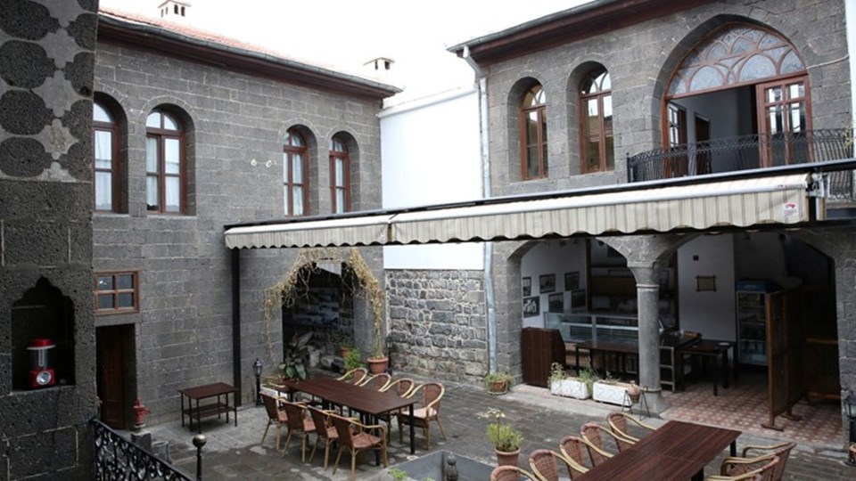 Tarihi Diyarbakır evleri turizme kazandırılıyor - 1