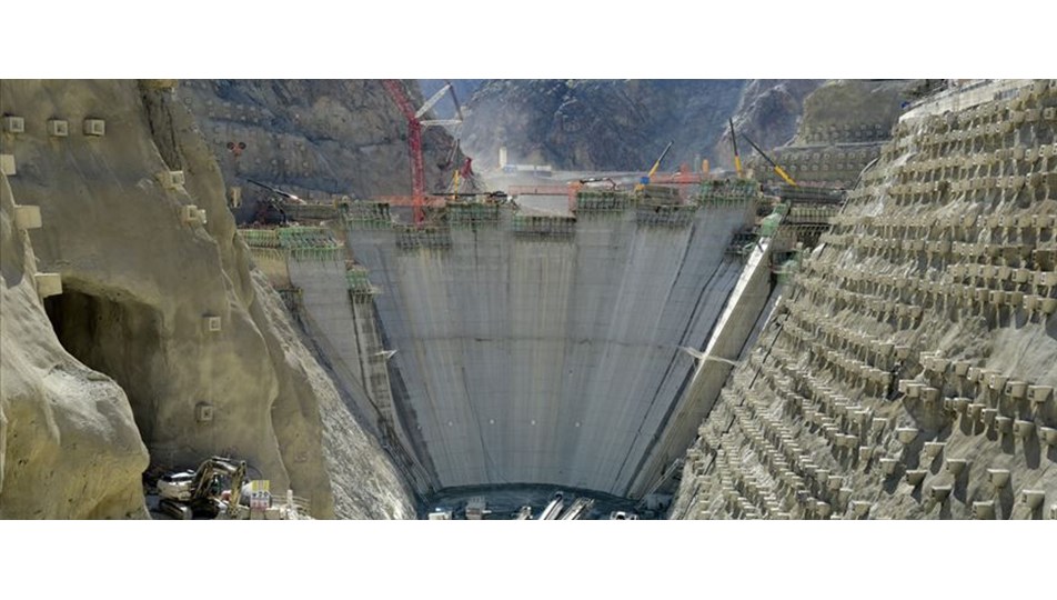 Eyfel ile yarışan Yusufeli Barajı'nda 79 metre yüksekliğe ulaşıldı (Türkiye'nin en yüksek barajı olacak)