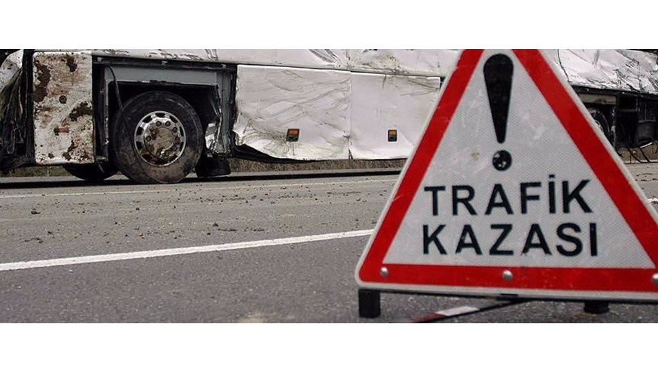 trafik kazasinda olenin anne ve