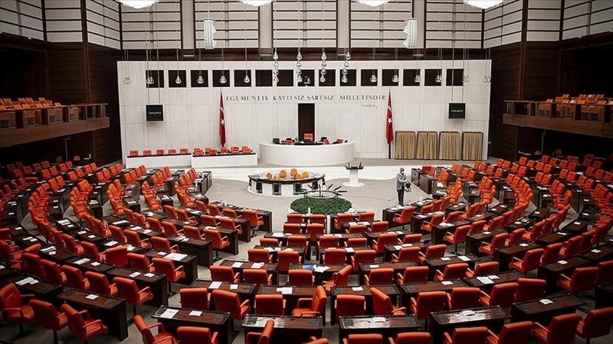 Meclis ne zaman, saat kaçta açılacak? Meclis gündeminde neler var? (28. Dönem TBMM 2. Yasama Yılı) Meclis ne zaman, saat kaçta açılacak? Meclis gündeminde neler var? (28. Dönem TBMM 2. Yasama Yılı)