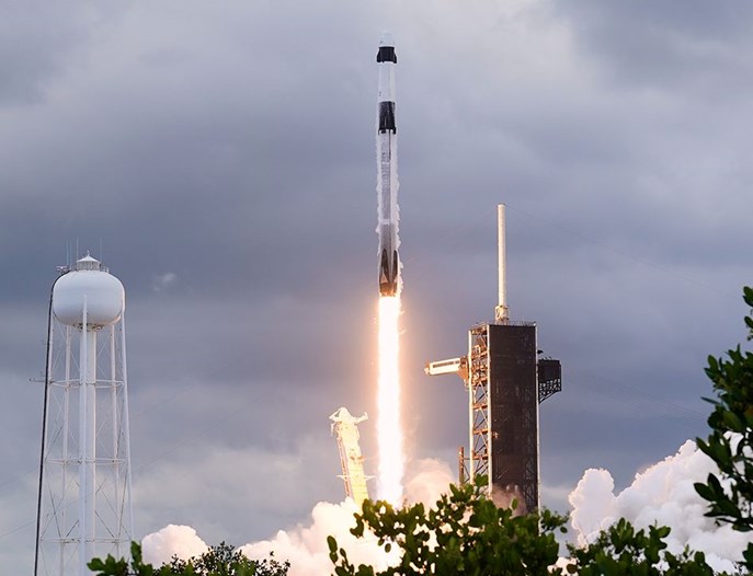 4 astronot 1 yıl gecikmeyle uzayda
