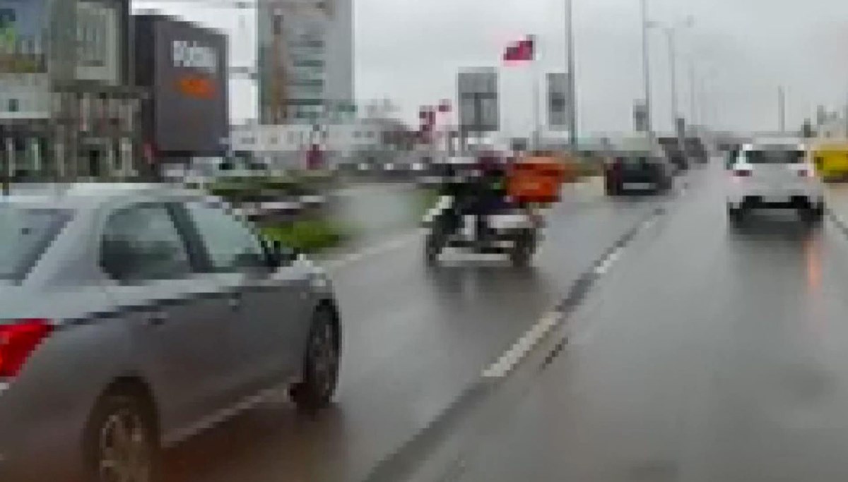 İstanbul’da motokurye ölümden döndü