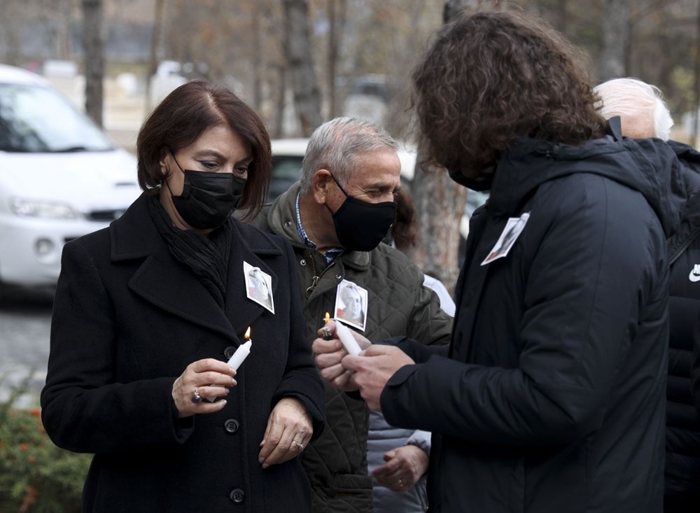 Gazeteci Uğur Mumcu suikastın 28. yılında kabri başında anıldı - 4