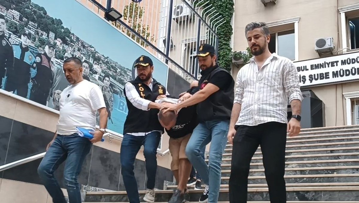 Kadıköy’de şüpheli ölüm | 38 yaşındaki kadın 4’üncü kattan düştü, avukat gözaltında Kadıköy’de şüpheli ölüm | 38 yaşındaki kadın 4’üncü kattan düştü, avukat gözaltında