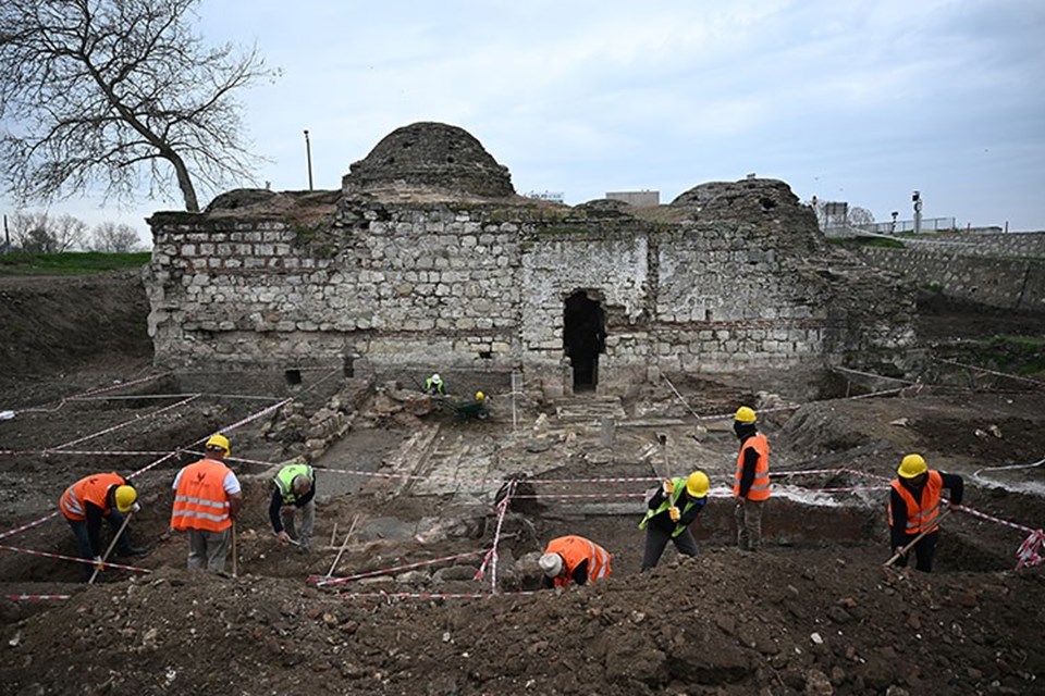 Edirne'deki Gazi Mihal Hamamı'nın restorasyonu devam ediyor - 1