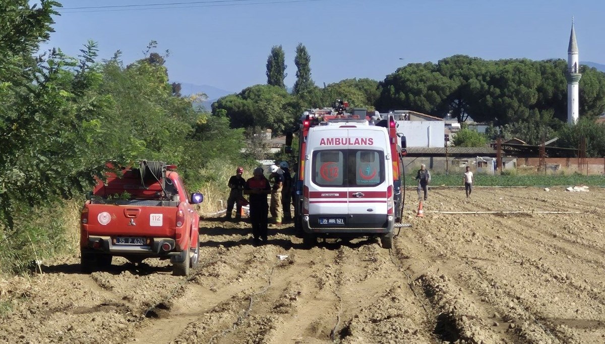 İzmir'de eğitim uçağı düştü