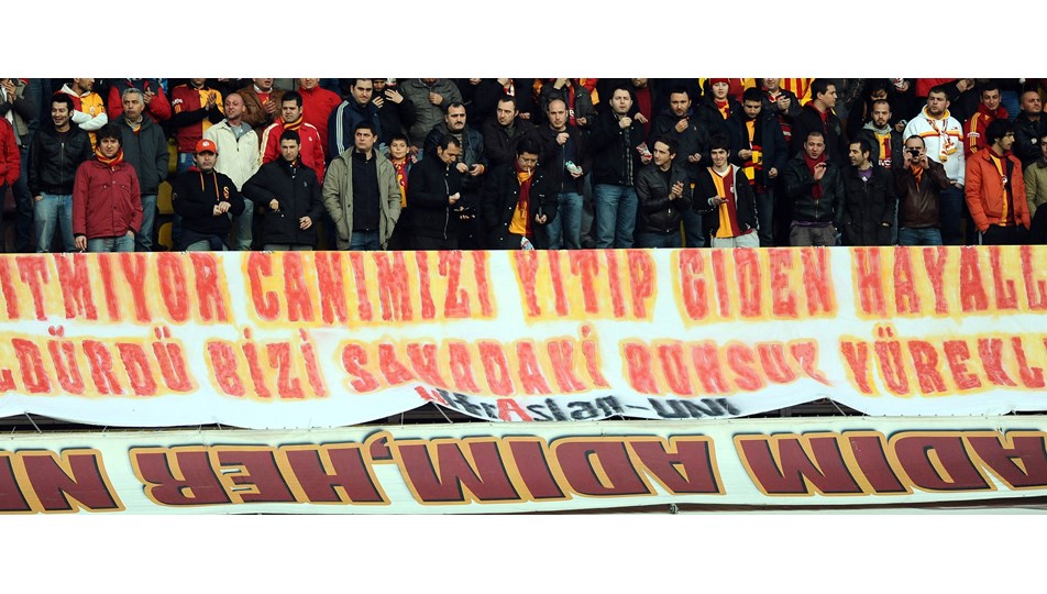 Sami Yen'de yılın protestosu