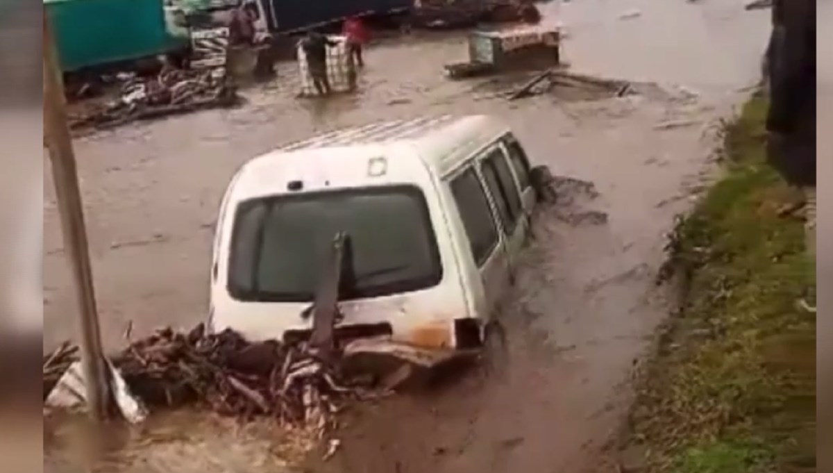 Tanzanya’da sel ve heyelan: 47 ölü, 80 yaralı Tanzanya’da sel ve heyelan: 47 ölü, 80 yaralı