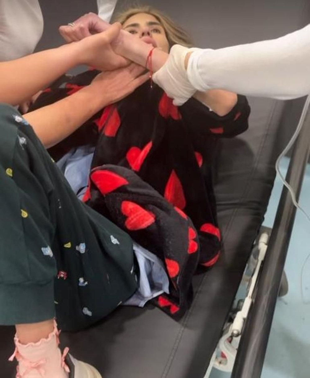Yoğun bakıma kaldırılan Nihal Candan 29 kiloya kadar düşmüş - 3