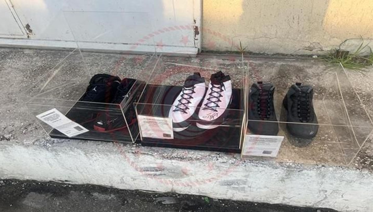 Ticaret Bakanlığı’ndan satılık Michael Jordan imzalı ayakkabı