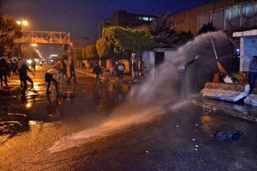 Lübnan'da protestolar şiddetleniyor: 226 yaralı - 13