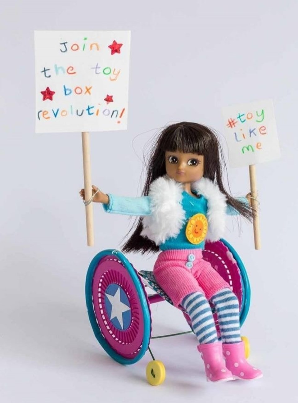Engelli çocuklar için oyuncak yaptı - 2