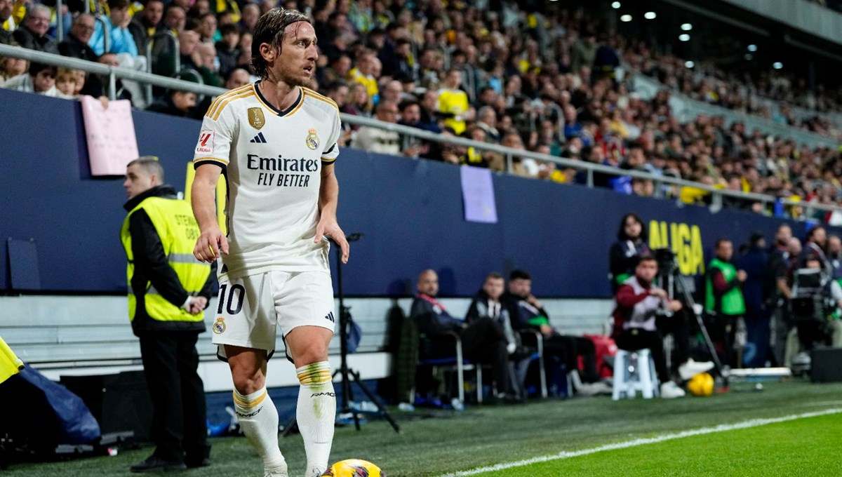 Luka Modric kulüp tarihine geçmeye hazırlanıyor