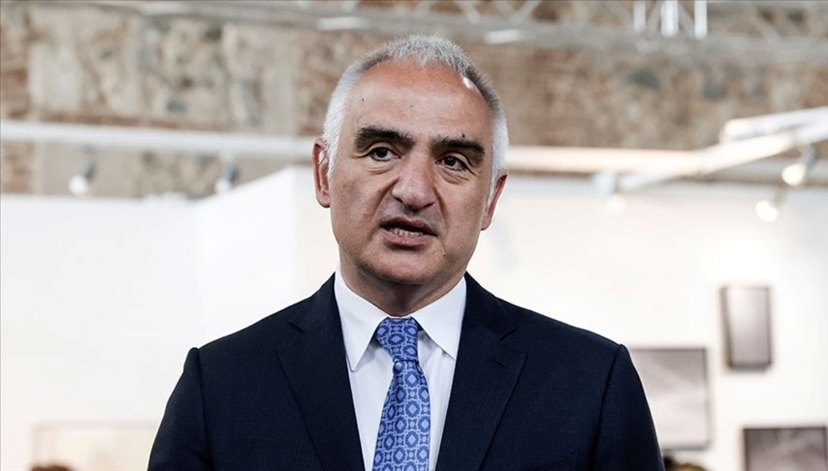Bakan Ersoy: 26.3 milyon turist geldi