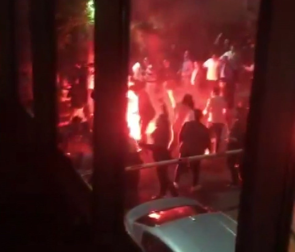 Galatasaray'ın Kalamış Tesisleri'ne meşale ve yabancı madde atıldı - 1