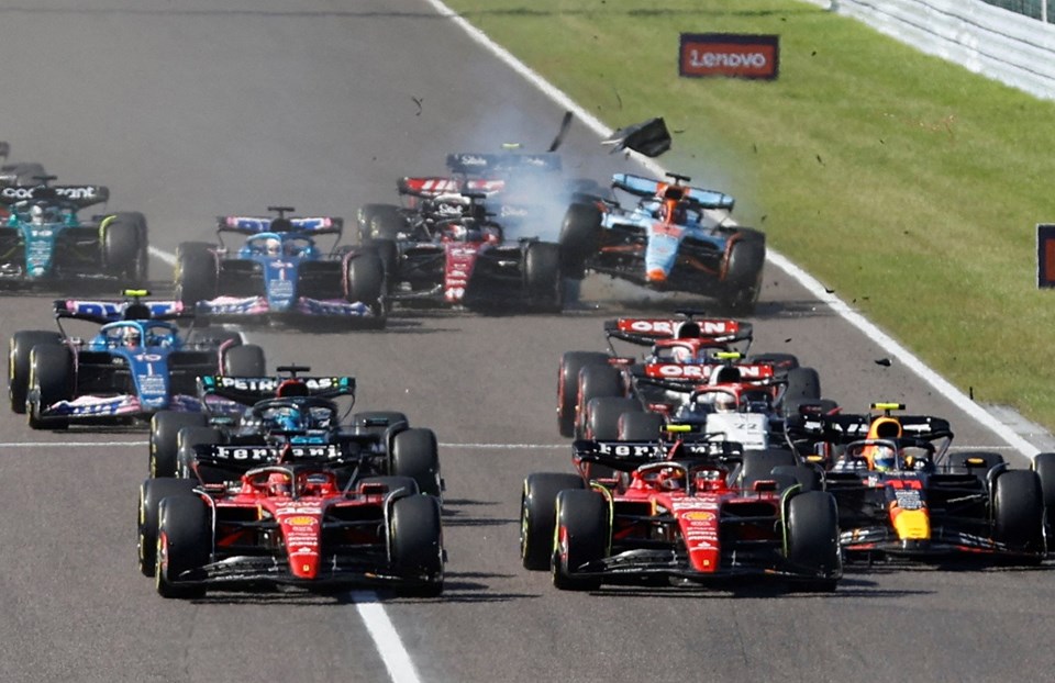 F1 Japonya Grand Prix'sini Verstappen kazandı - 1