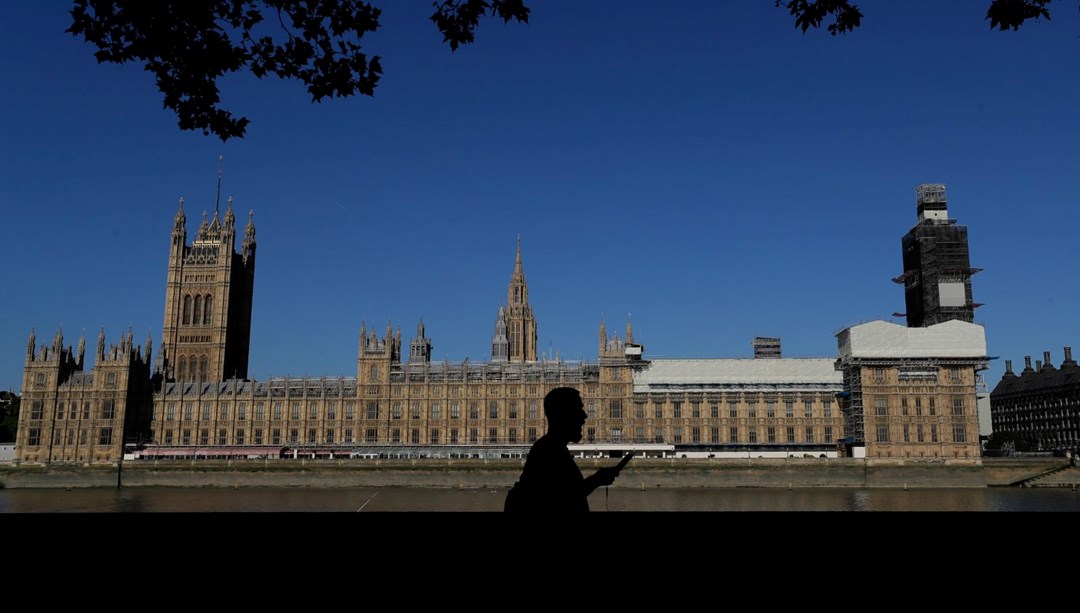 "İntihar ettiren site" soruşturması: 50 kişinin ölümüne sebep olmuş