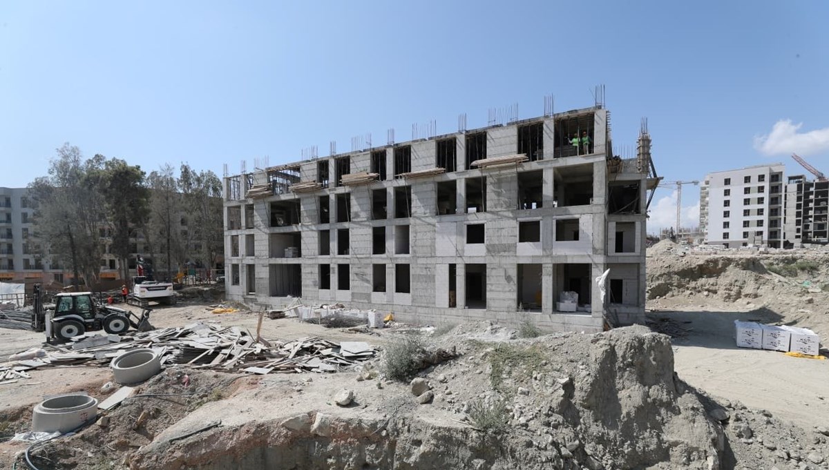 Defne’de jandarma hizmet binalarının inşası sürüyor