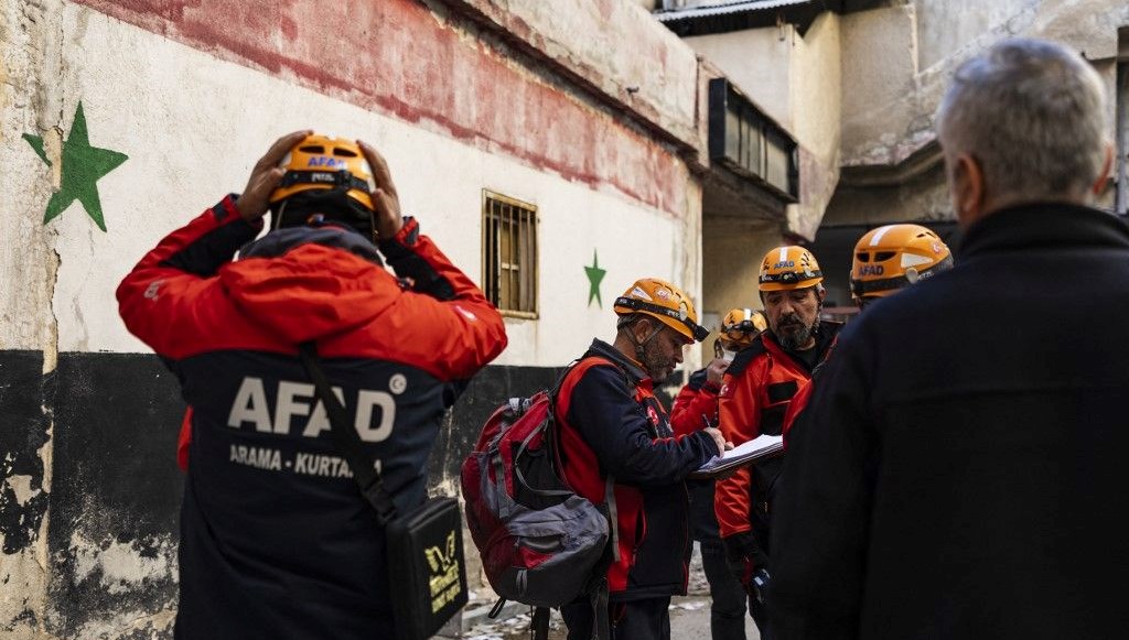 AFAD ekibi Şam'da: Sednaya'da yaşam izi aranıyor!