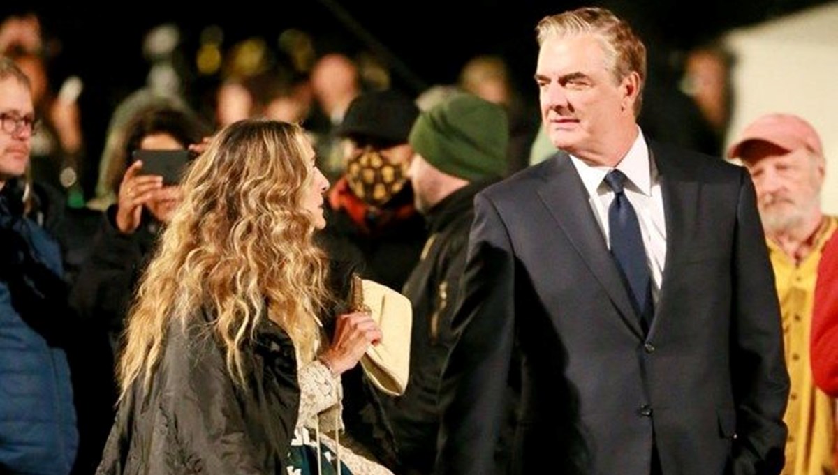 Chris Noth tecavüz suçlamaları sonrası diziden kovuldu