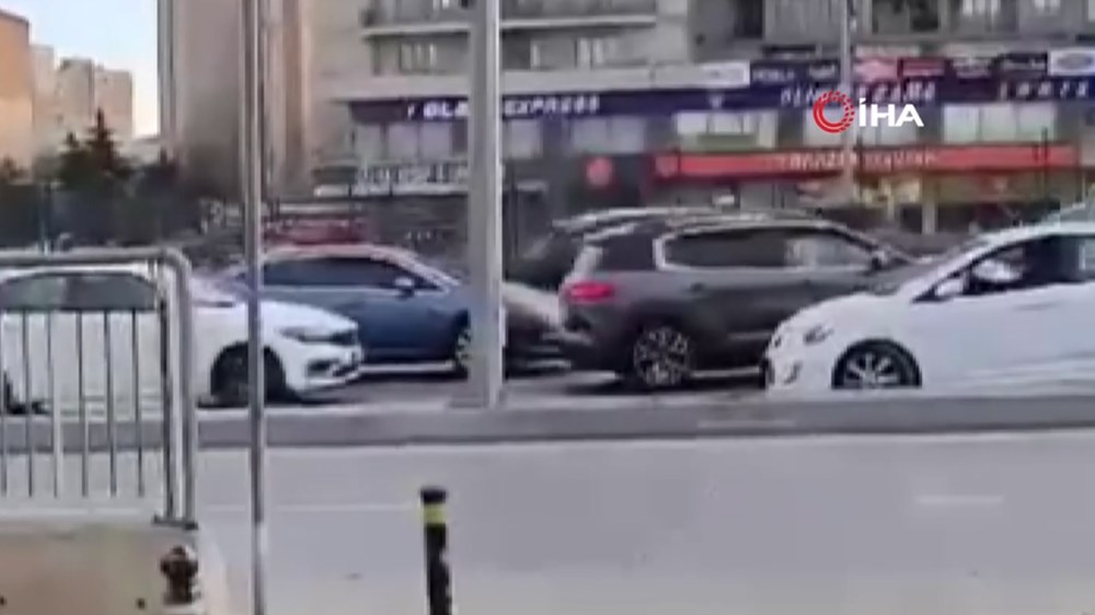 İstanbul E-5'te Şoför Dehşeti: Ters Yönde Kaos! 74 pfreQ FeH0ekwKZj3Y6t4Q