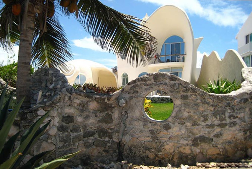 Housing shell. Исла Мухерес дом Ракушка. Conch Shell House (Исла-Мухерес, Мексика). Здание Ракушка Мексика. Conch Shell House (Мексика).