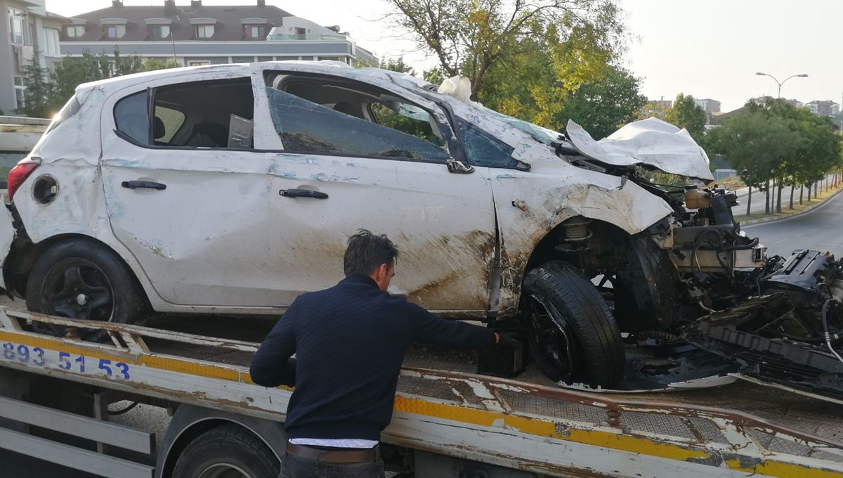 Beylikdüzü'nde otomobil markete girdi