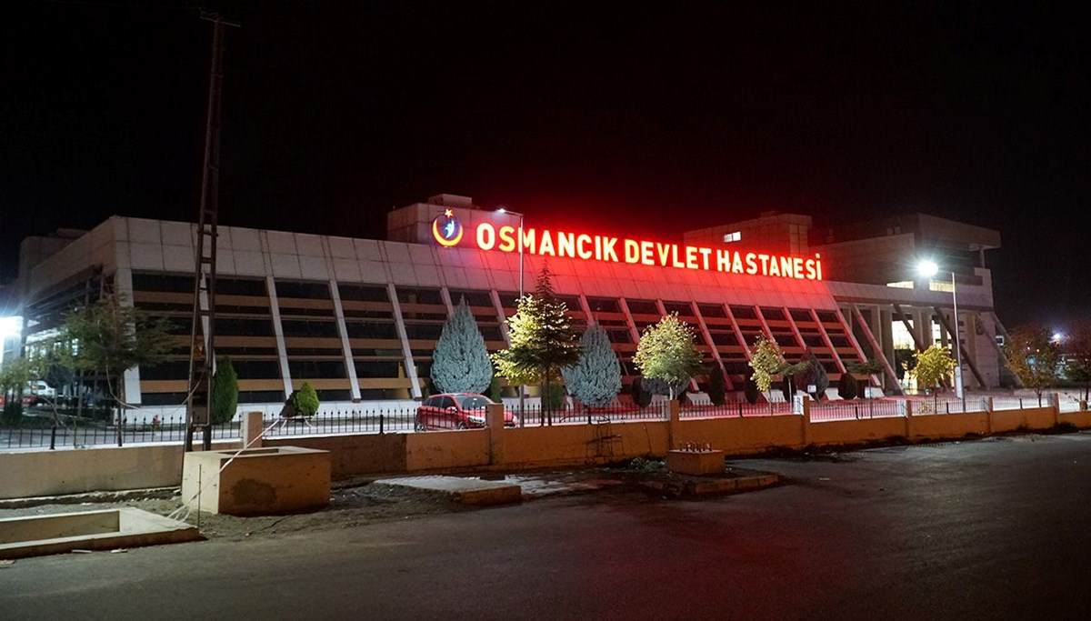 Motosiklet çaya düştü: 1 ölü, 1 yaralı Motosiklet çaya düştü: 1 ölü, 1 yaralı