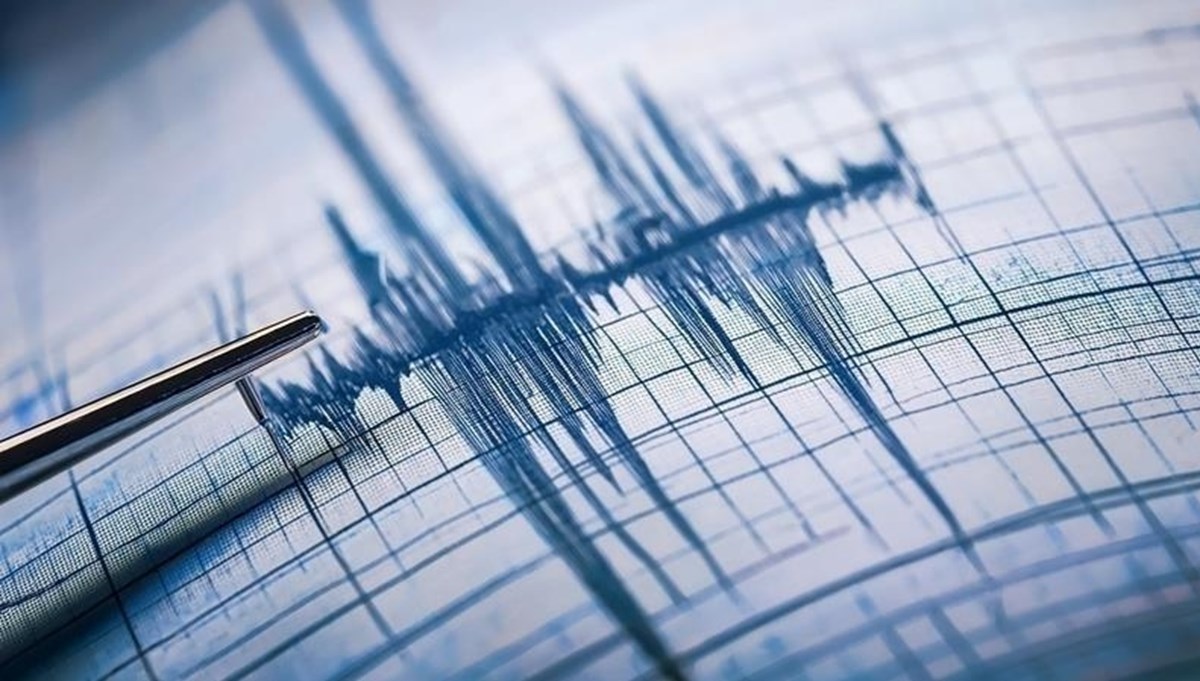 Japonya'da 6,9 büyüklüğünde deprem Japonya'da 6,9 büyüklüğünde deprem