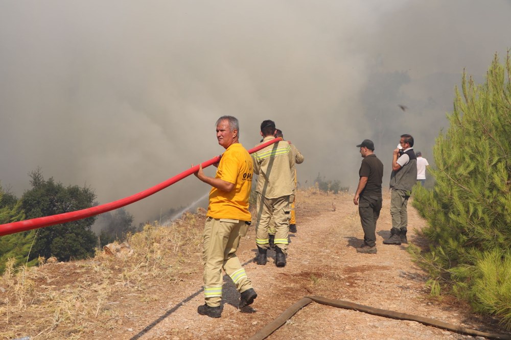 Bodrum'da orman yangını: Alevlere havadan ve karadan müdahale ediliyor - 12