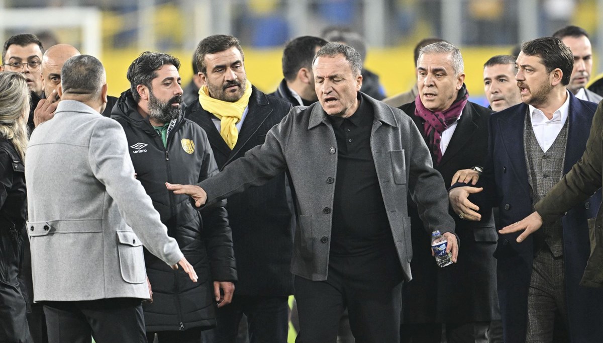 Ankaragücü'nün Eski Başkanı Faruk Koca, Kulüpler Birliği Vakfı toplantısına katıldı