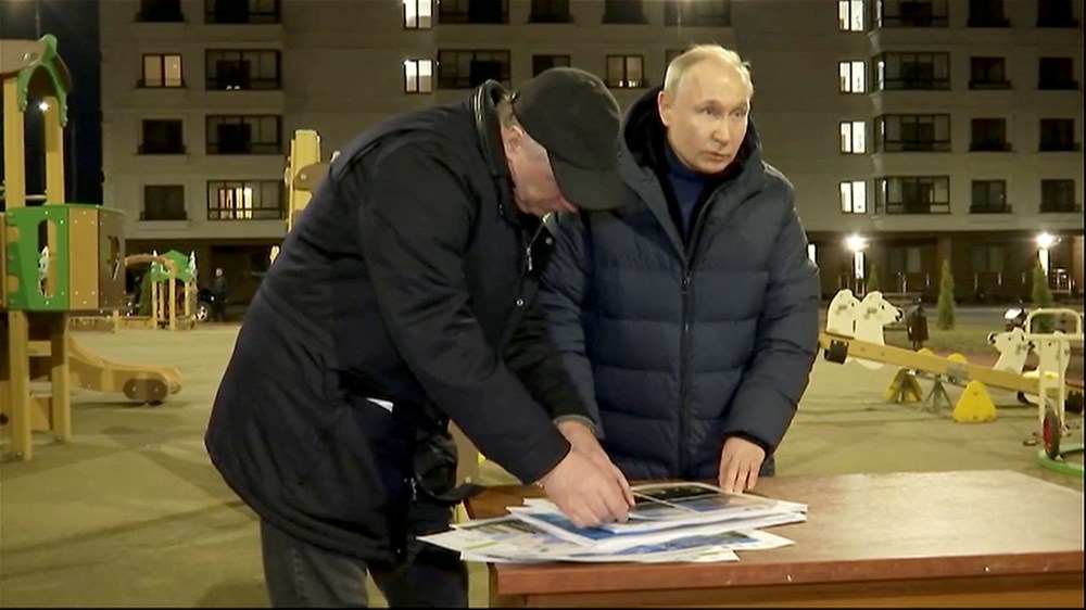 Putin'in Ukrayna ziyaretinde dublör kullandığı iddia edildi: Dikkat çeken çene ayrıntısı - 3
