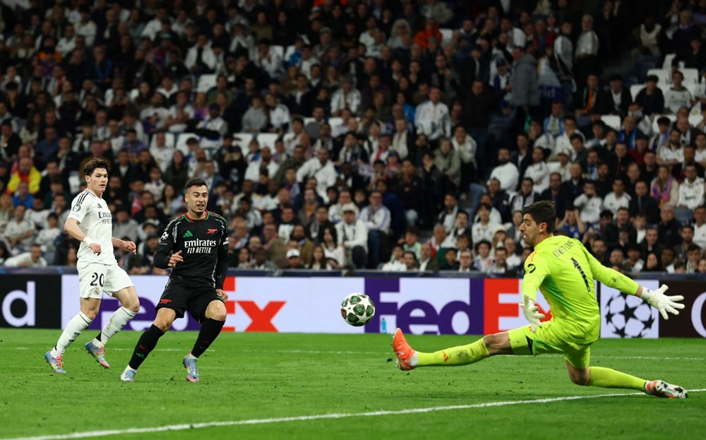 Şampiyonlar Ligi'nde olaylı gece | Hakan'lı Inter turladı, Arda'lı Real Madrid elendi: Reaksiyon sonrası veda üzere açıklama 72 ploN6DeocUmXfudKuhYuqA