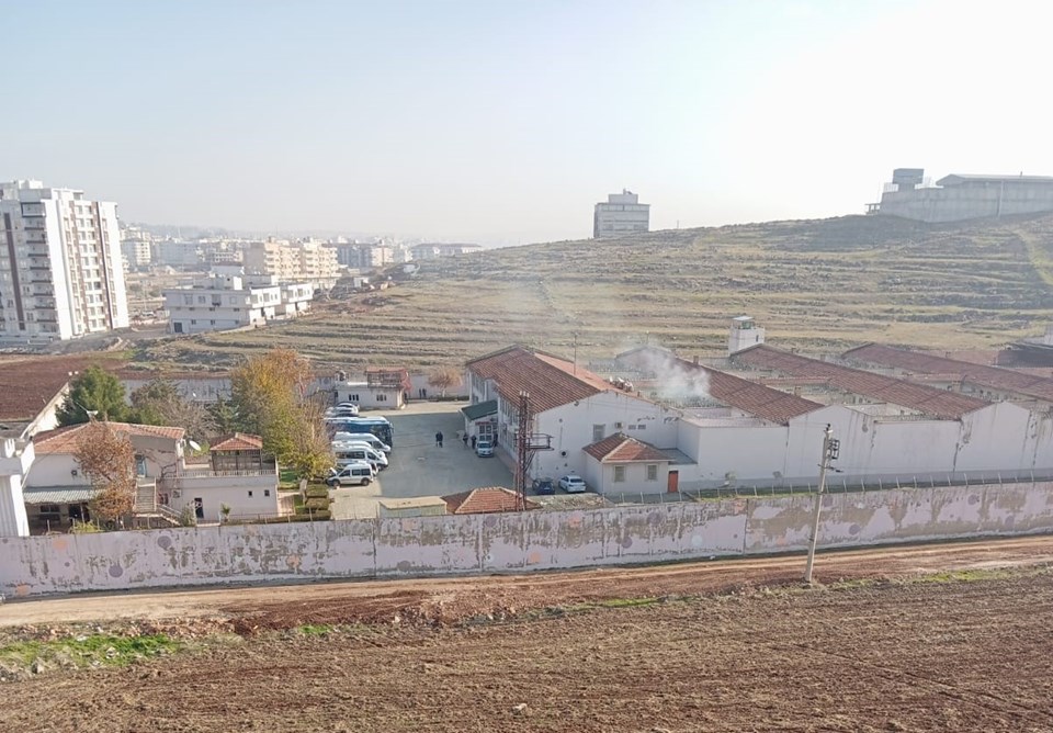 Cezaevindeki tatbikat gerçek sanıldı, dumanı görenler 112’yi aradı - 1