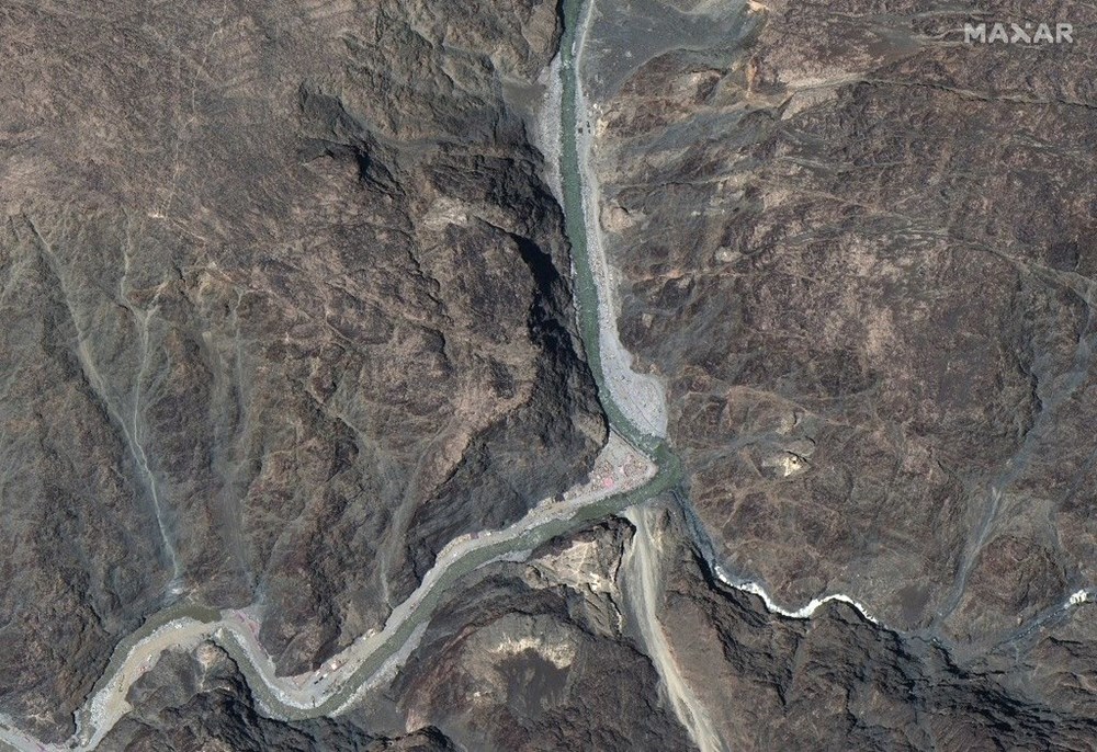 Çin, Himalayalar'da geri adım atıyor - 3