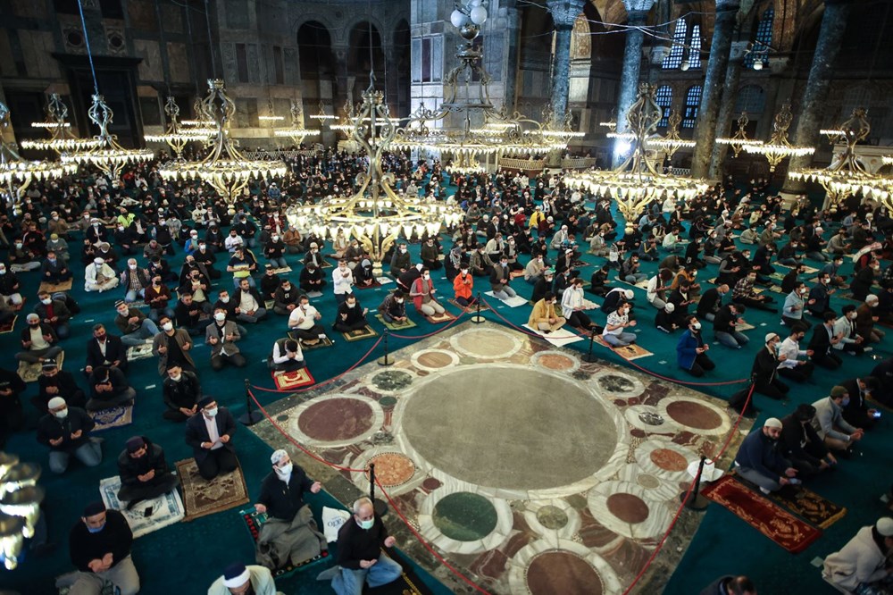 Ayasofya-i Kebir Cami-i Şerifi'nde 87 yıl sonra ilk Ramazan Bayramı namazı kılındı - 7