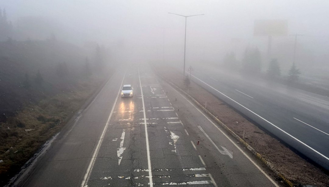 "Kilit kavşak"ta göz gözü görmedi