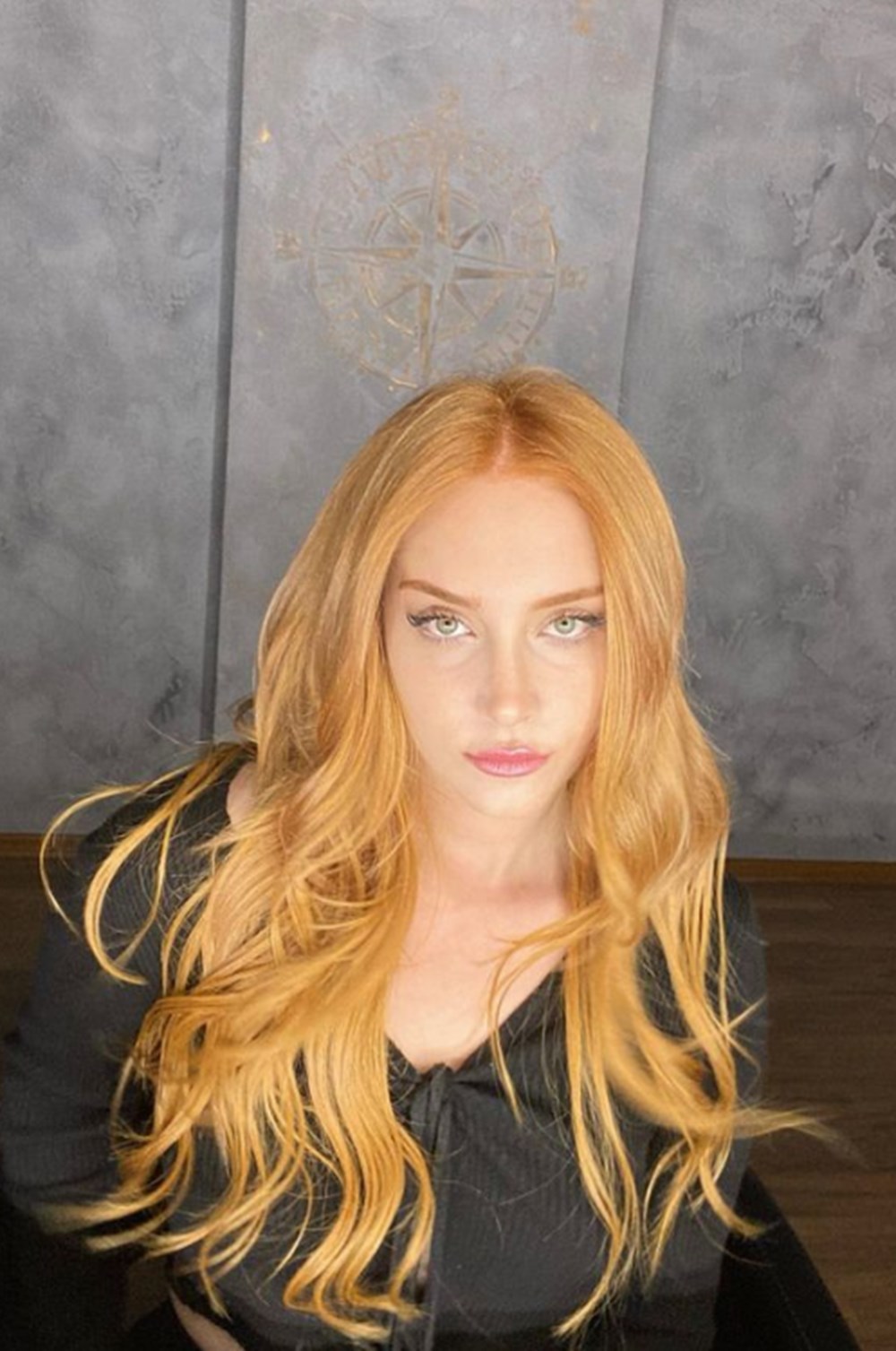 Afra Saraçoğlu'ndan yeni imaj: Sarışın oldu (Ünlülerin değişimi) 200 ppEhKYlbmk6JUUS3X8kHJg