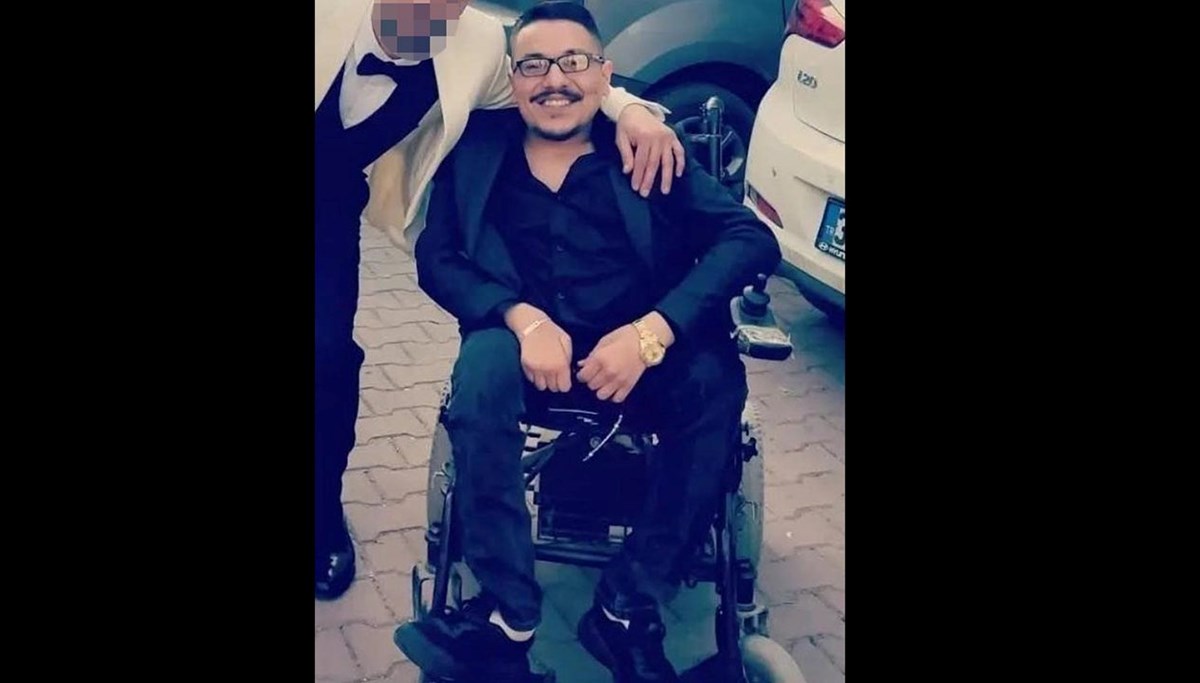 Silahlı çatışmanın ortasında kalan tekerlekli sandalyeli esnaf öldü Silahlı çatışmanın ortasında kalan tekerlekli sandalyeli esnaf öldü