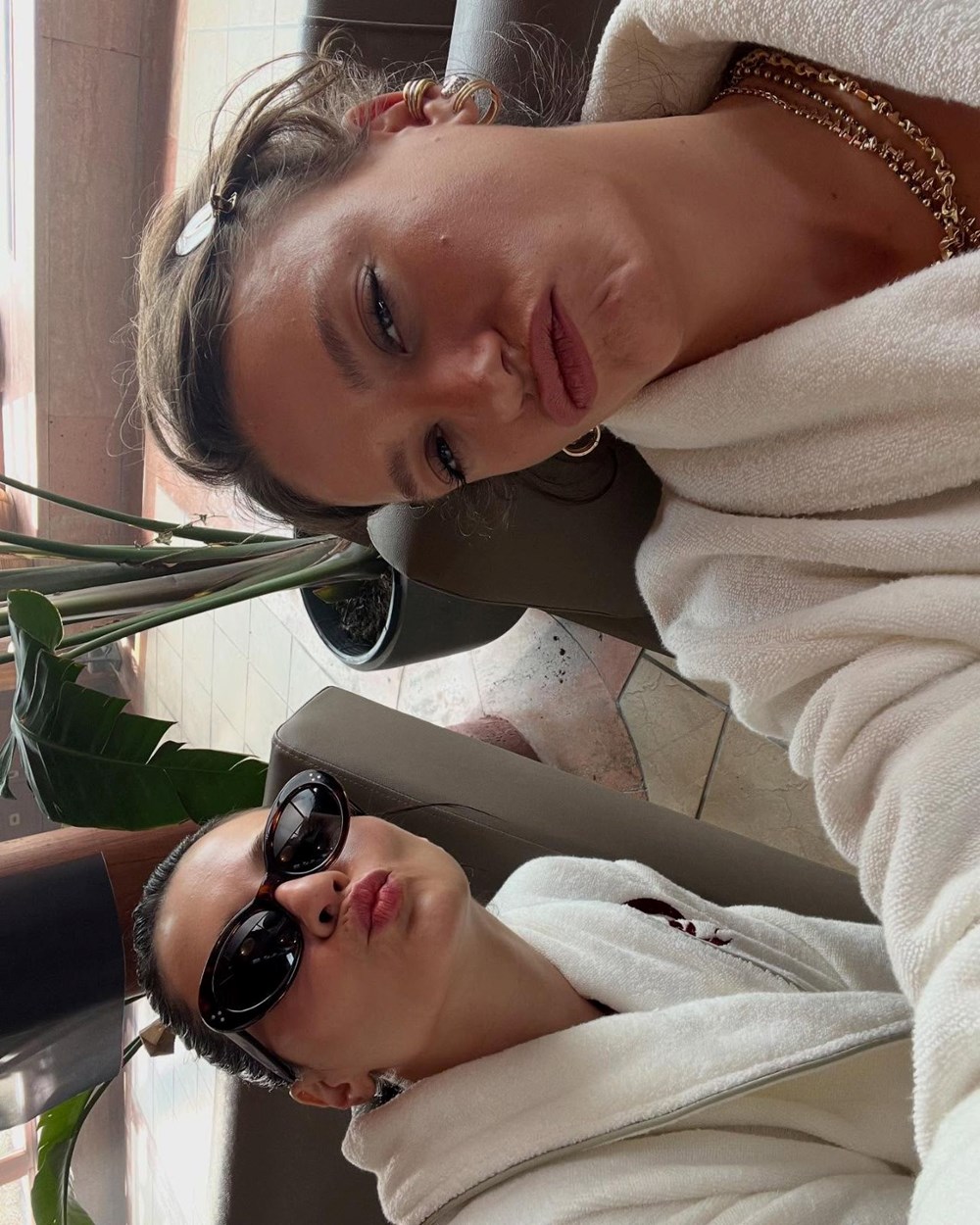 Serenay Sarıkaya'nın set pozlarına büyük ilgi - 15