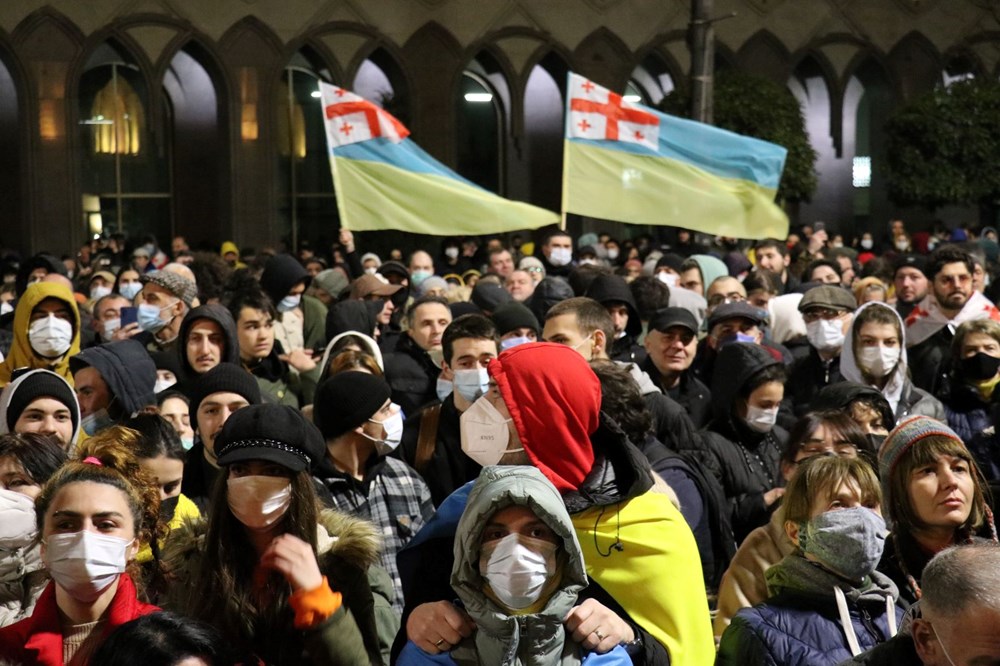 Dünyanın birçok yerinde Rusya protestoları var - 24