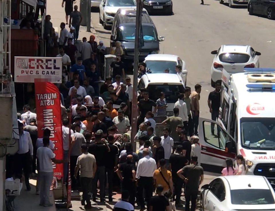 Maaşını alamayan çalışan, eczacıyı öldürdü - 1