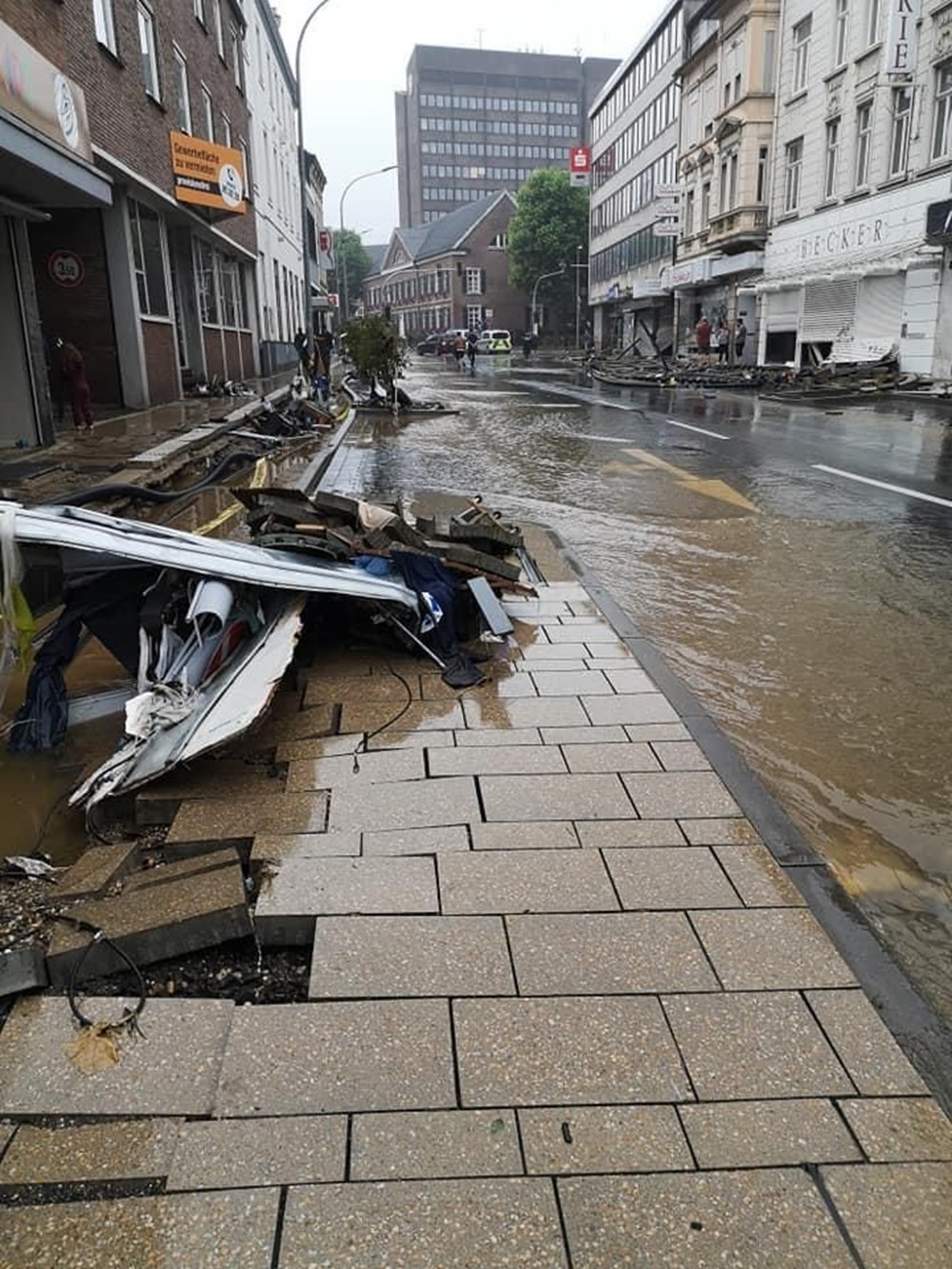 Almanya'da sel felaketi: Can kaybı 140'ı aştı - 15