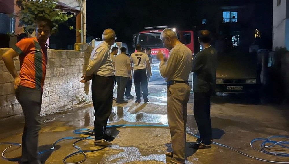 Adıyaman'da otomobil yangını