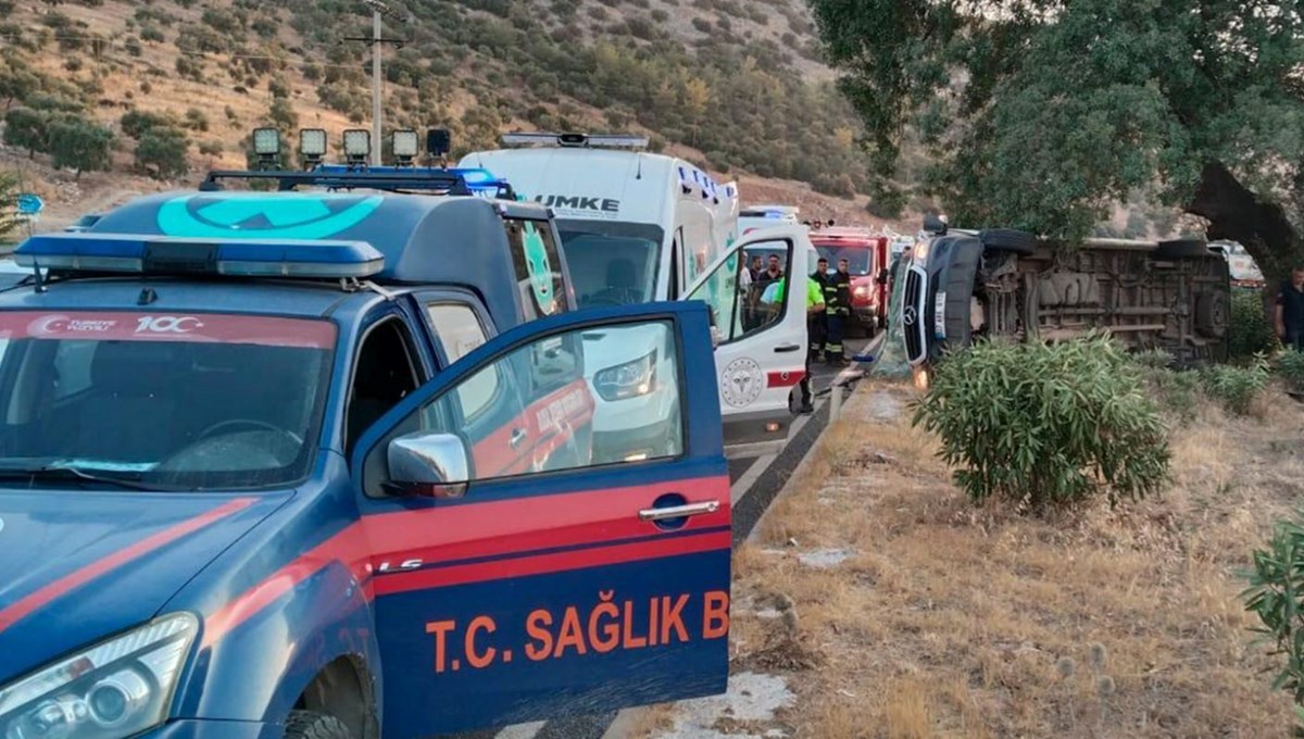 Milas’ta tur minibüsü kaza yaptı: Çok sayıda yaralı var Milas’ta tur minibüsü kaza yaptı: Çok sayıda yaralı var