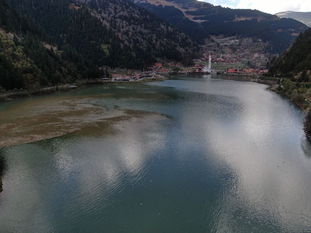 Uzungöl çamurgöl olacak | 35 metre olan su seviyesi 4 metreye düştü - 14