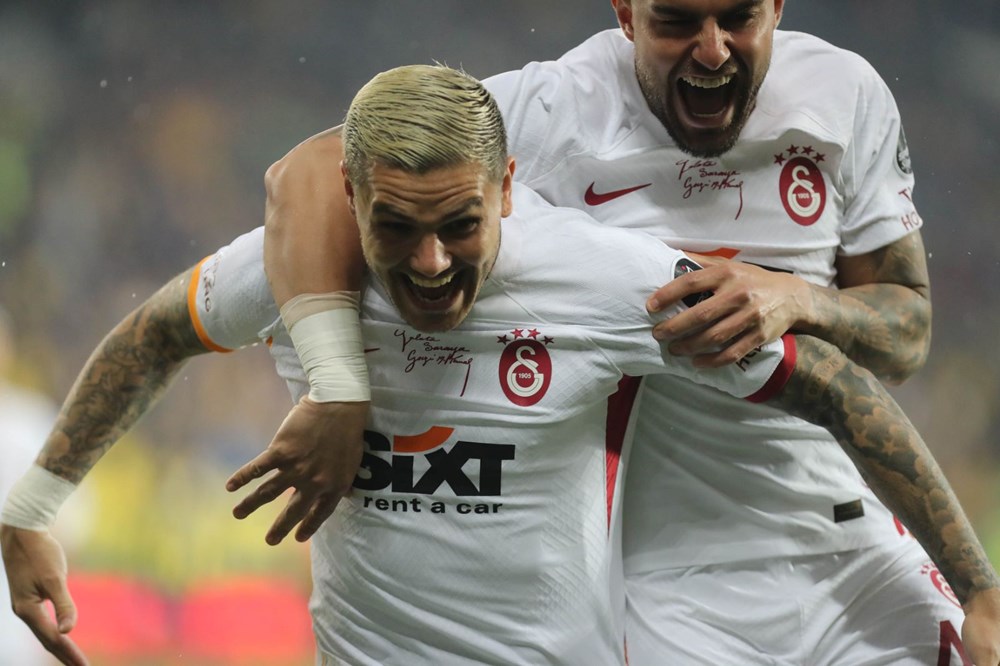 Süper Lig'de 2022-2023 sezonu şampiyonu Galatasaray - 11
