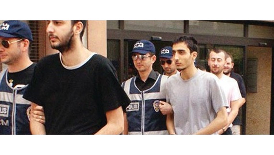 Bu kez ‘hack’lenen The Bekir ve tontonq