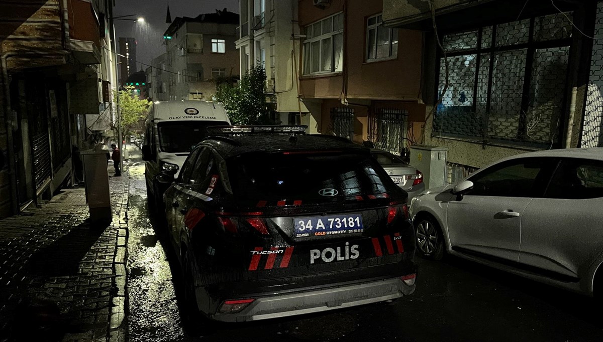 Bağcılar'da kan donduran olay: 12 yaşındaki çocuğu taşla öldürdü, 5 yaşındaki kardeşini yaraladı Bağcılar'da kan donduran olay: 12 yaşındaki çocuğu taşla öldürdü, 5 yaşındaki kardeşini yaraladı