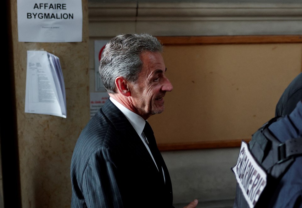 Eski Fransa Cumhurbaşkanı Sarkozy'e hapis cezası - 1